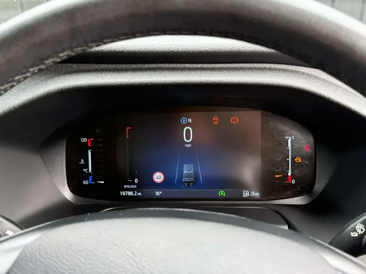 Usado Ford Transit Trend 2024 Prateado Citadino