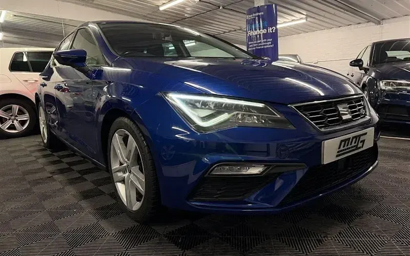 Used Seat Leon FR 125 HP (91 kW) 2017 Blue Hatchback
