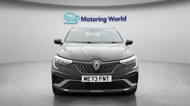 Used Renault Arkana Esprit Alpine 145 HP (106 kW) 2024 Black SUV