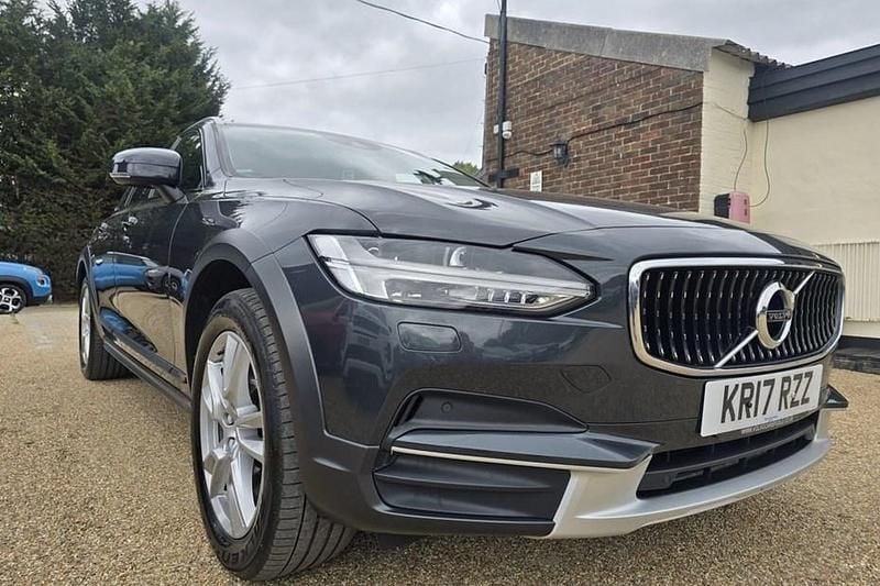Used 2017 Volvo V90 CC Estate | £15,995 (Expensive) - Image 1/1