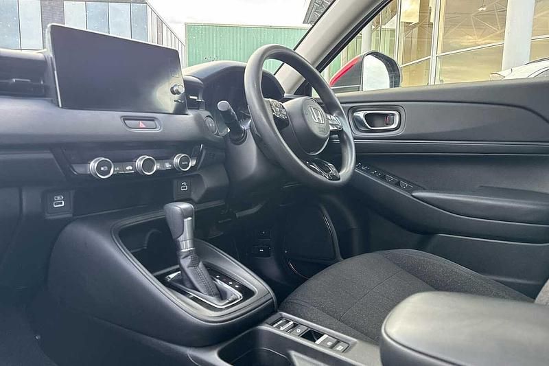 Second-hand Honda HR-V Elegance 131 CP (96 kW) 2023 Roșu SUV