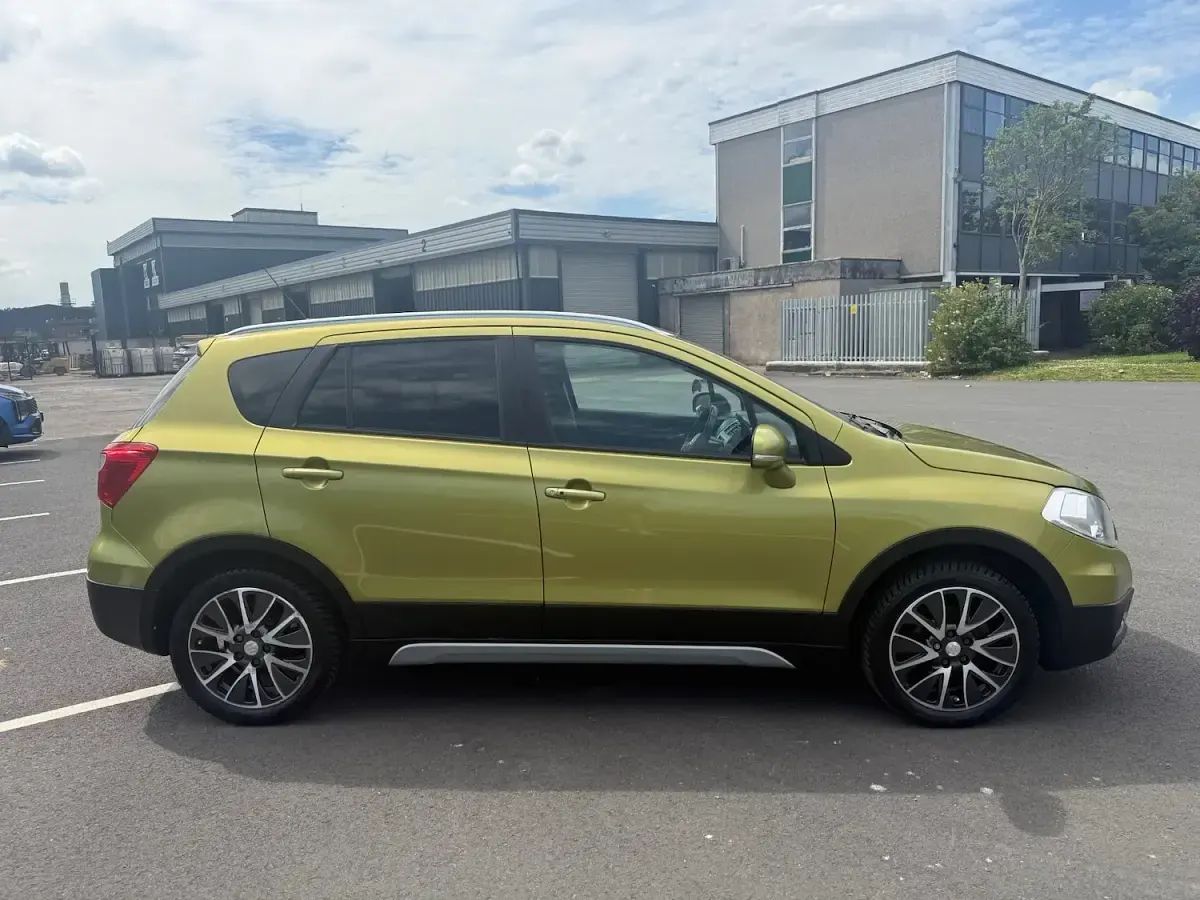Used Suzuki SX4 SZ-T 2015 Green Hatchback