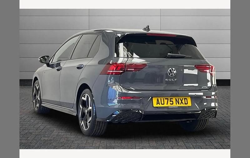 Used VW Golf VIII R-line 148 HP (108 kW) 2025 Grey Hatchback