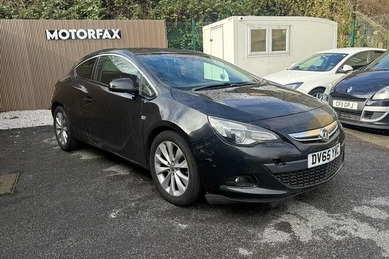 Second-hand Vauxhall Astra GTC SRi 140 CP (102 kW) 2015 Coupe