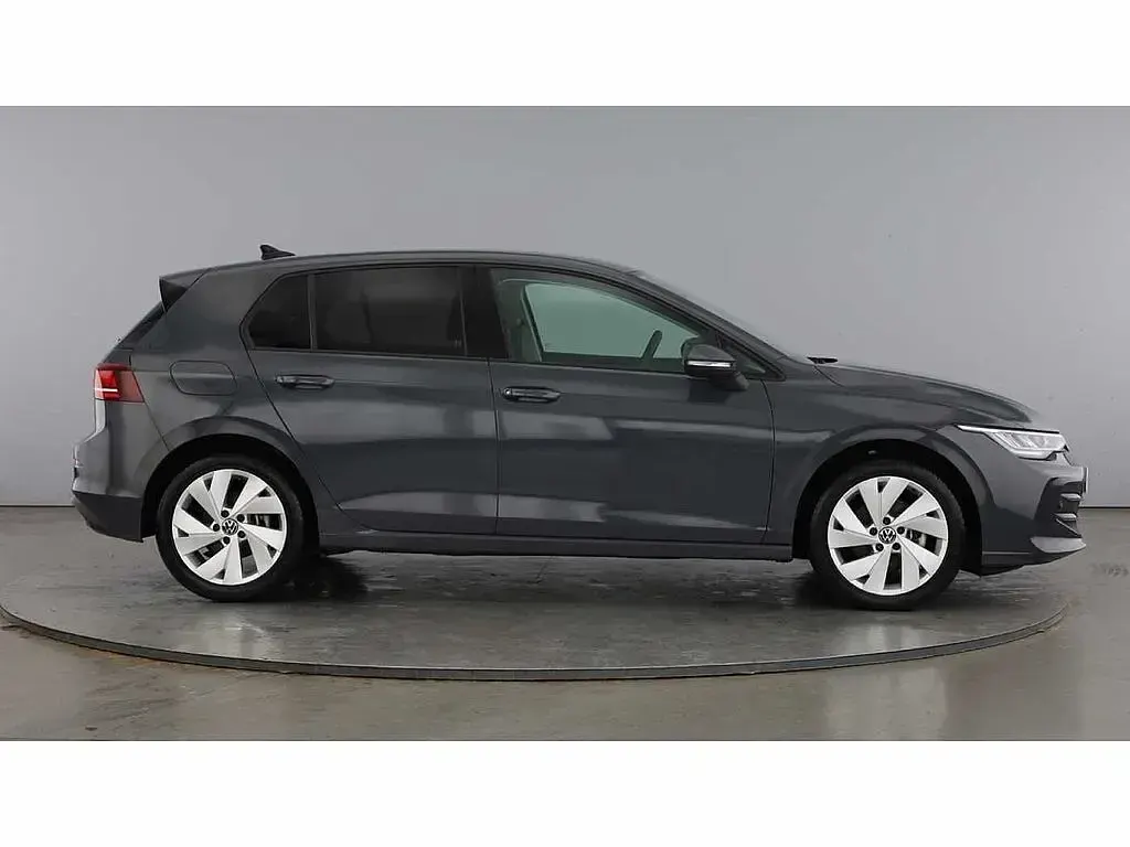 Used VW Golf VIII 150 HP (110 kW) 2024