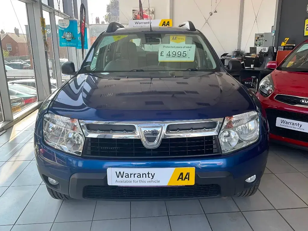Used Dacia Duster Ambiance 110 HP (80 kW) 2014 Blue SUV