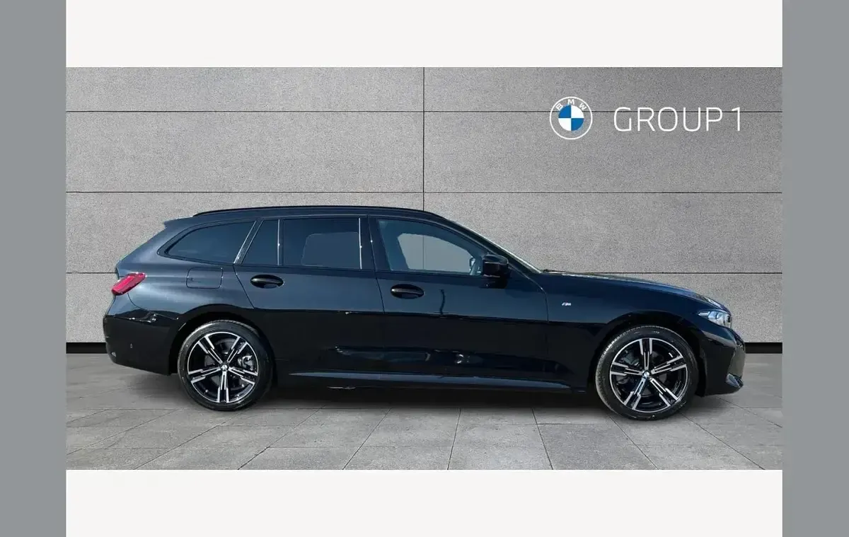 Used BMW 330 M Sport 288 HP (211 kW) 2026 Black Estate