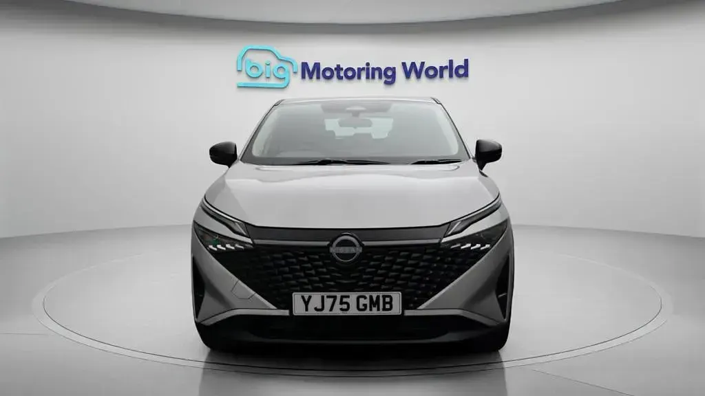 New Nissan Qashqai Acenta Premium 158 HP (116 kW) 2025 Silver SUV