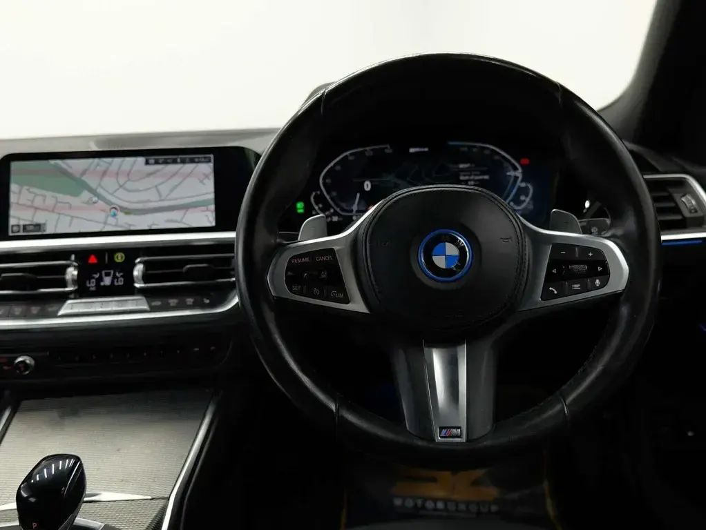 Used BMW 330e M Sport 292 HP (214 kW) 2022 Black Estate