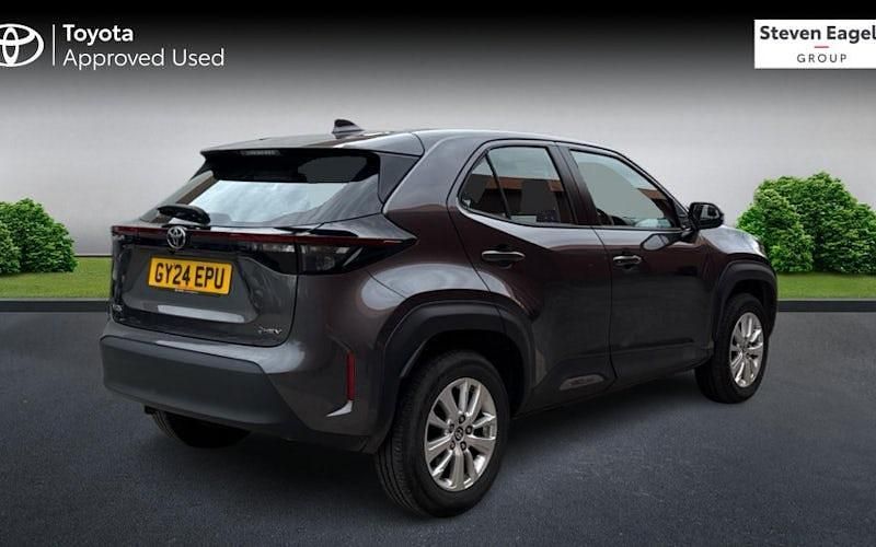 Used Toyota Yaris Hybrid 116 HP (85 kW) 2026 Estate