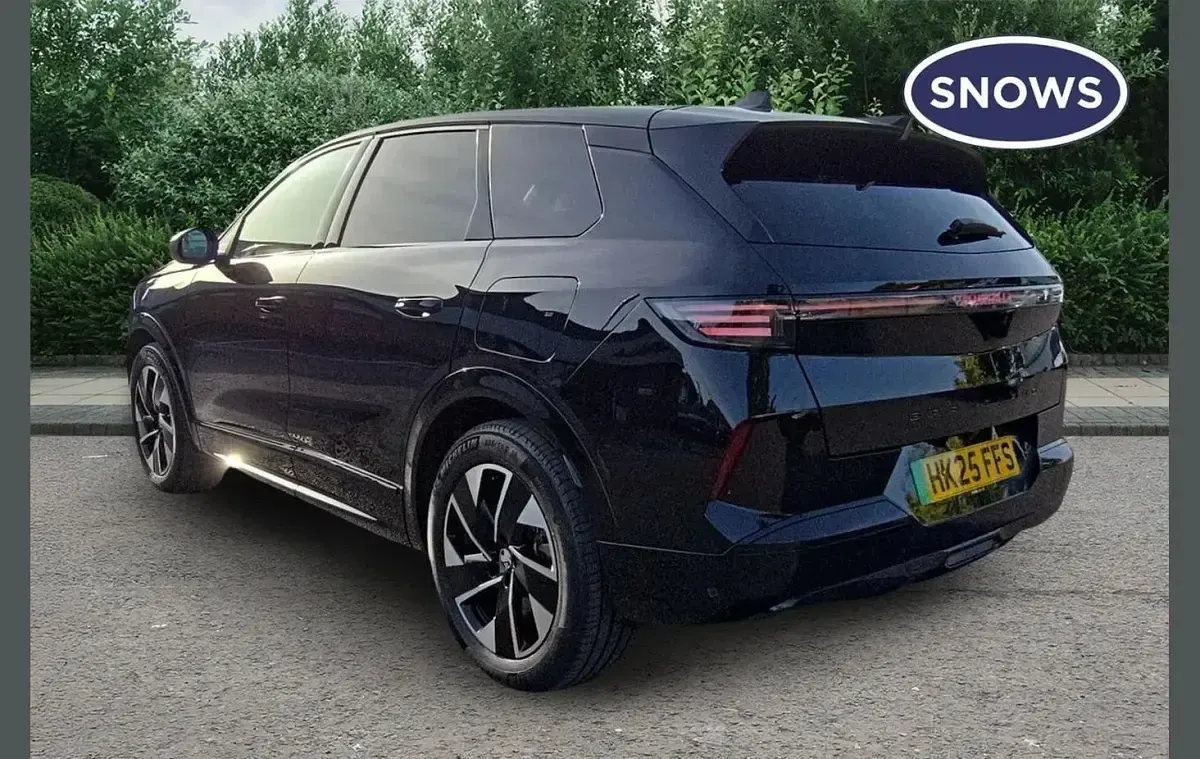 Used Vauxhall Grandland 156 kW (213 HP) 2025 Black SUV