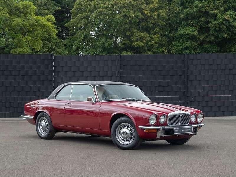 Red Used 1976 Daimler Sovereign | £16,000 - Image 1/1