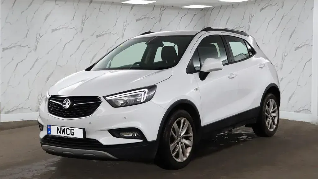Used Vauxhall Mokka X Active 140 HP (102 kW) 2017 White SUV