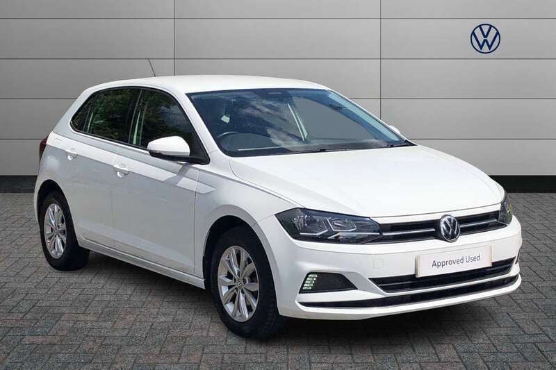 White Used 2018 VW Polo SE Hatchback | £11,423 (Good price) - Image 1/4