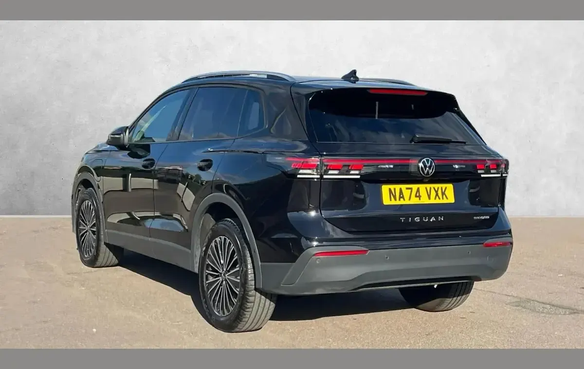Used VW Tiguan Match 204 HP (150 kW) 2024 Black SUV