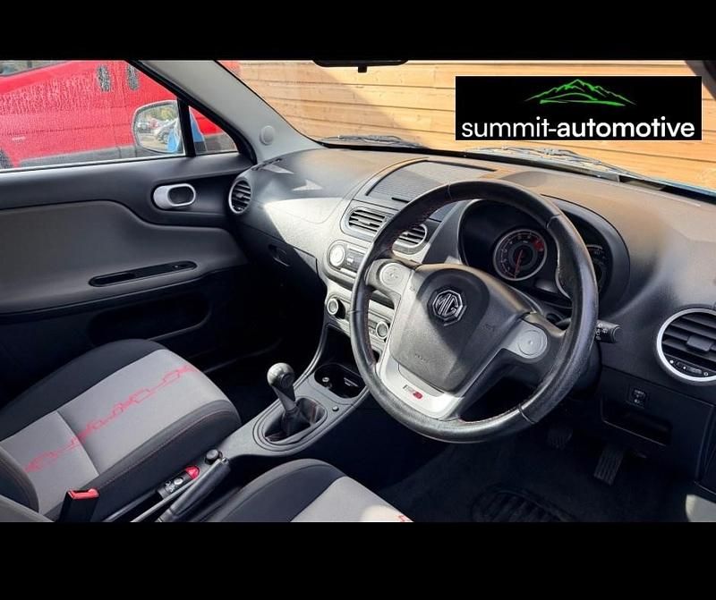 Used MG MG3 2015 Blue Hatchback