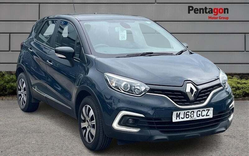 Blue/black Used 2018 Renault Captur Play SUV | £9,495 (Fair price) - Image 1/4