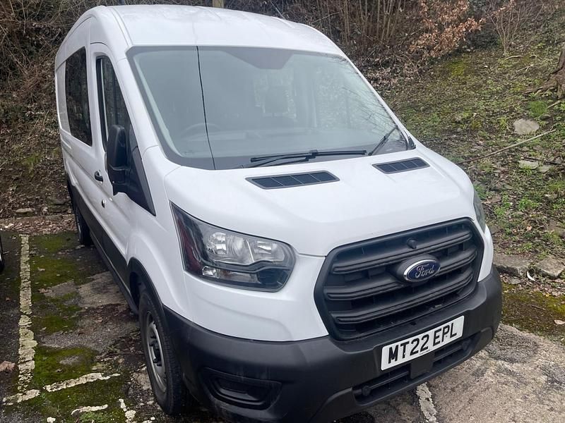 Usado Ford Transit 130 HP (95 kW) 2022 Branco