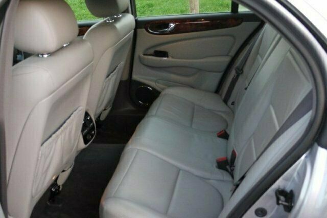 Used Jaguar XJ6 240 HP (176 kW) 2003 Sedan