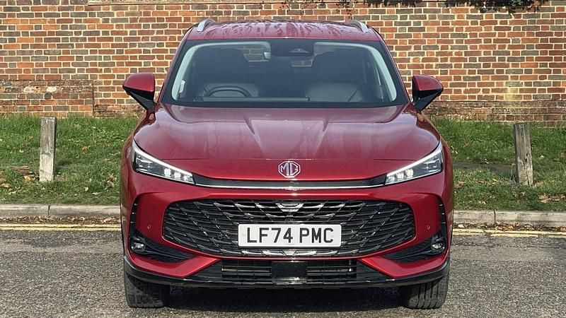 Used MG HS Trophy 170 HP (125 kW) 2025 Red SUV