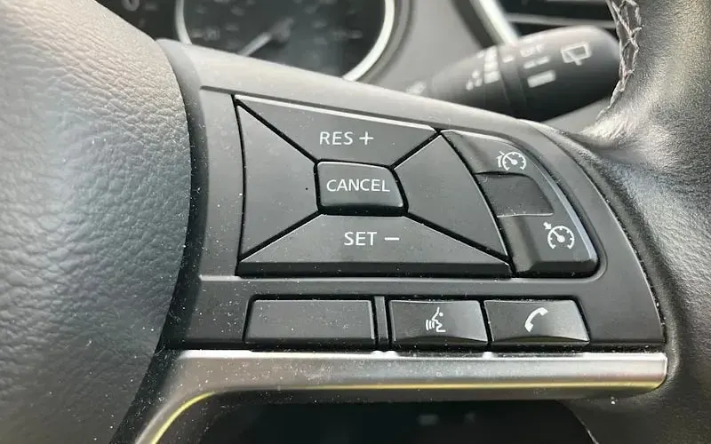 Used Nissan Qashqai N-Motion 160 HP (117 kW) 2020 Blue SUV
