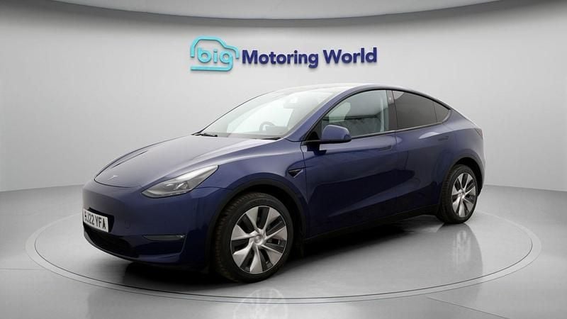 Used Tesla Model Y Long Range AWD 378 kW (514 HP) 2022 Blue SUV