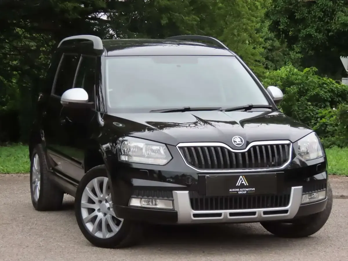 Used Skoda Yeti SE 110 HP (80 kW) 2016 Black SUV