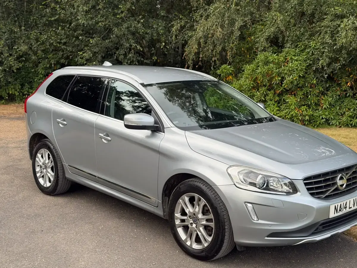 Used Volvo XC60 SE Lux 2014 Silver SUV