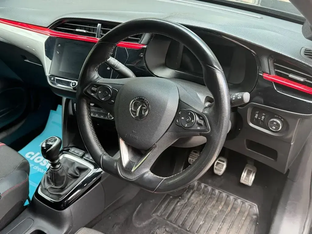 Used Vauxhall Corsa SRi 101 HP (74 kW) 2020 Black Hatchback