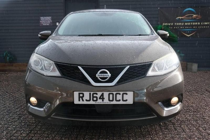 Used Nissan Pulsar N-TEC 110 HP (80 kW) 2015 Beige Hatchback