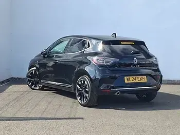 Used Renault Clio Techno 90 HP (66 kW) 2024 Black Hatchback