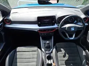 Used Seat Arona FR 110 HP (80 kW) 2023 Blue SUV