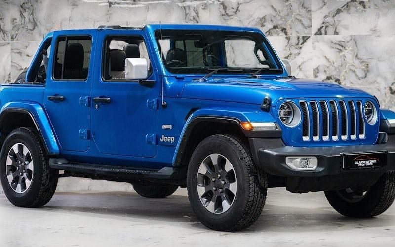 Used Jeep Wrangler Overland 272 HP (200 kW) 2022 Blue SUV