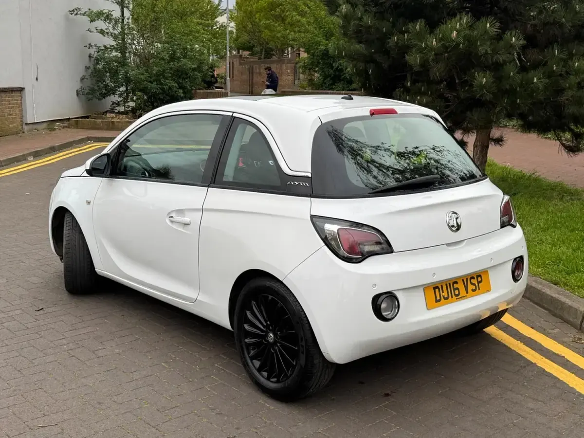 Used Vauxhall Adam Glam 2016 White Hatchback