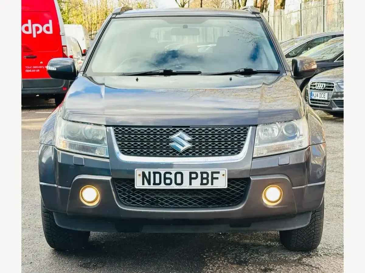 Used Suzuki Grand Vitara SZ5 2010 Grey SUV