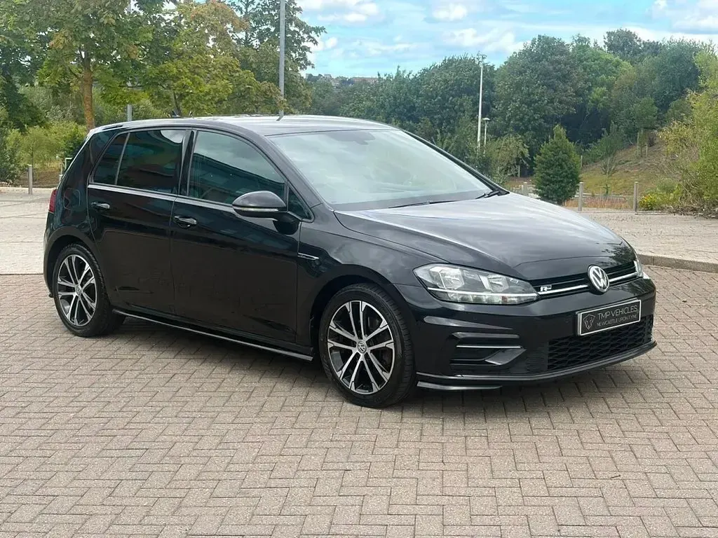 Used VW Golf VII R-line 150 HP (110 kW) 2019 Black Hatchback