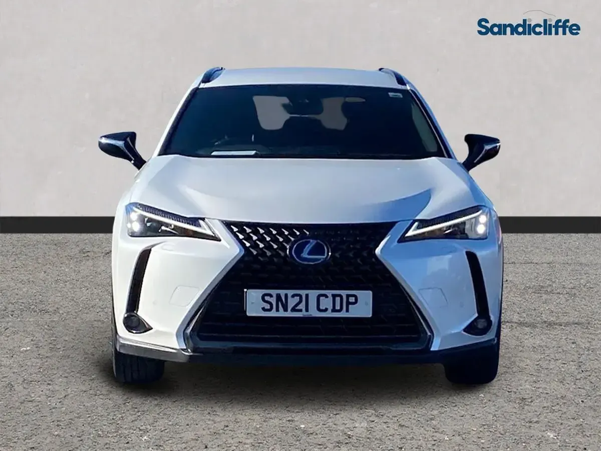 Used Lexus UX 250h 184 HP (135 kW) 2023 White SUV