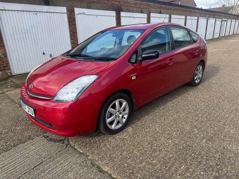 Used Toyota Prius 2007 Red Hatchback