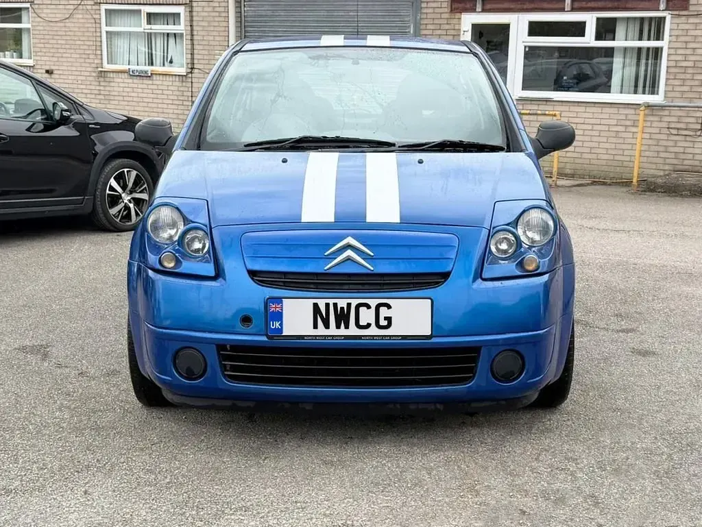 Used Citroën C2 60 HP (44 kW) 2008 Blue Hatchback