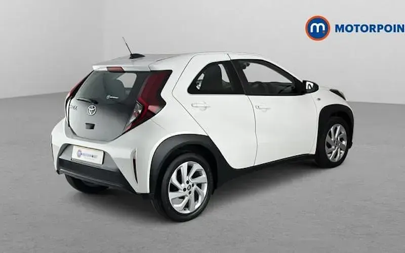 Used Toyota Aygo X PURE 72 HP (52 kW) 2025 SUV