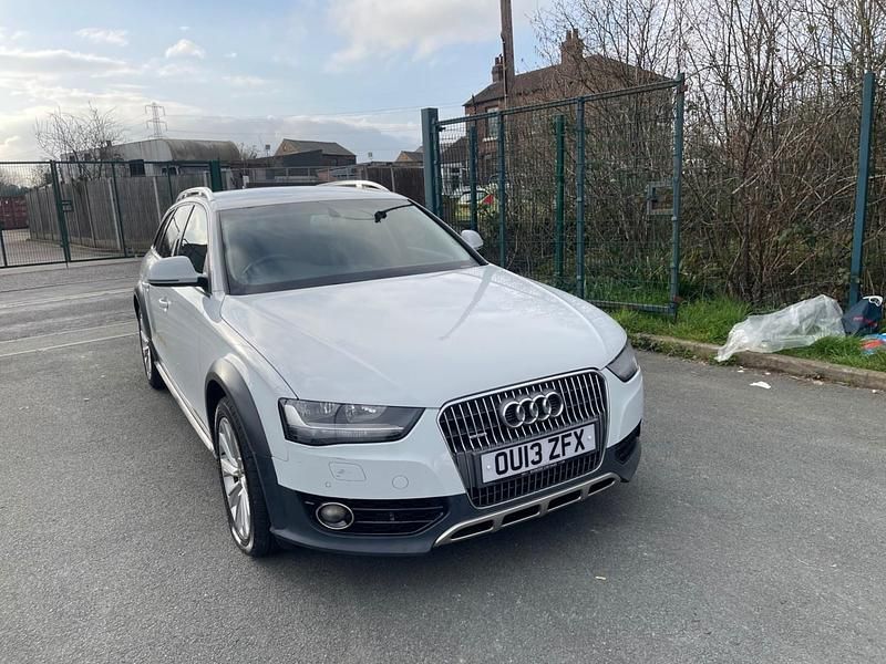 Used Audi A4 Allroad 245 HP (180 kW) 2013 White Estate