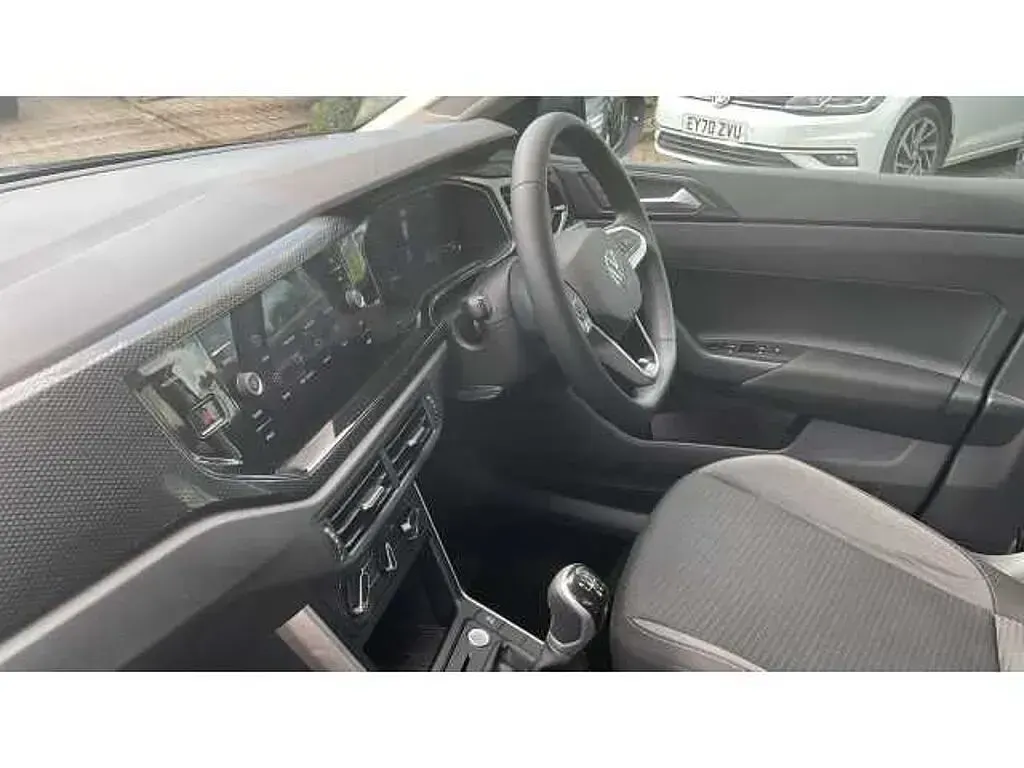 Used VW Taigo Match 115 HP (84 kW) 2025 Grey SUV