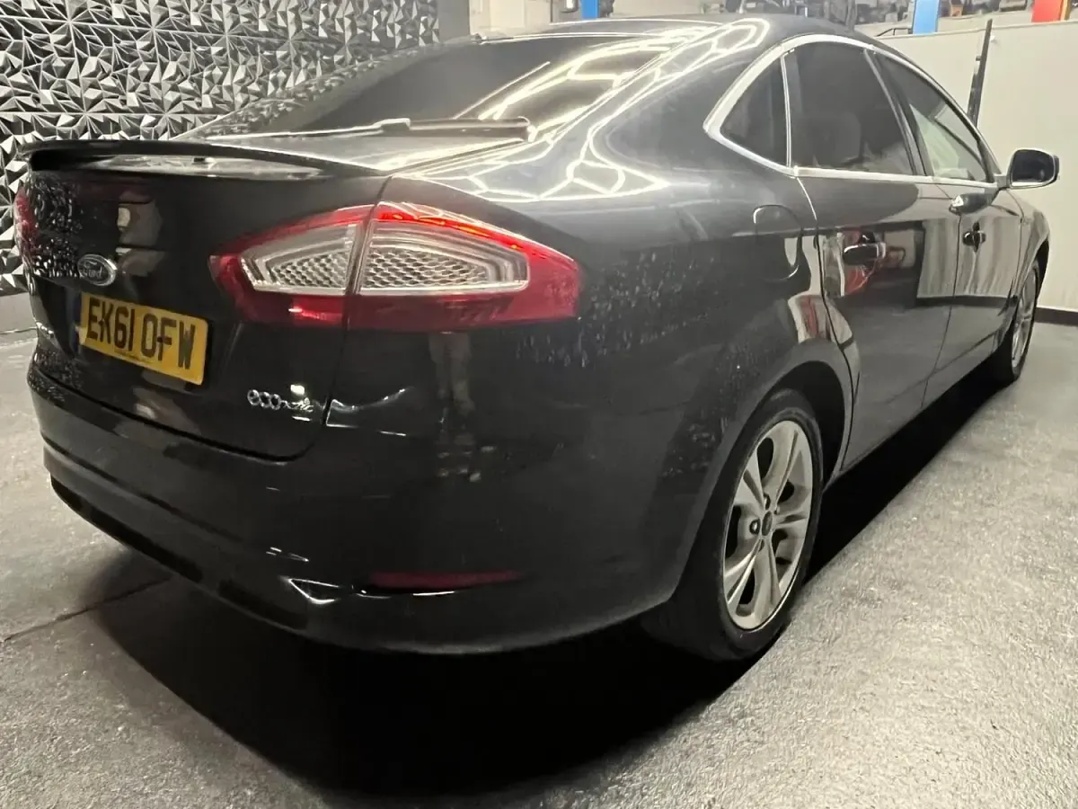 Used Ford Mondeo Titanium 2011 Black Hatchback