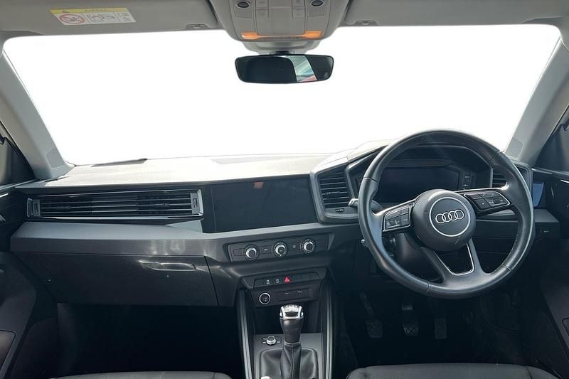 Begagnad Audi A1 2021 Vit SUV