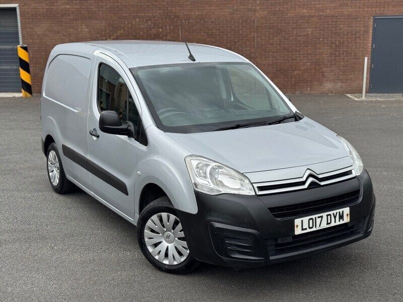 Silver Used 2017 Citroën Berlingo MPV | £3,495 (Good price) - Image 1/4