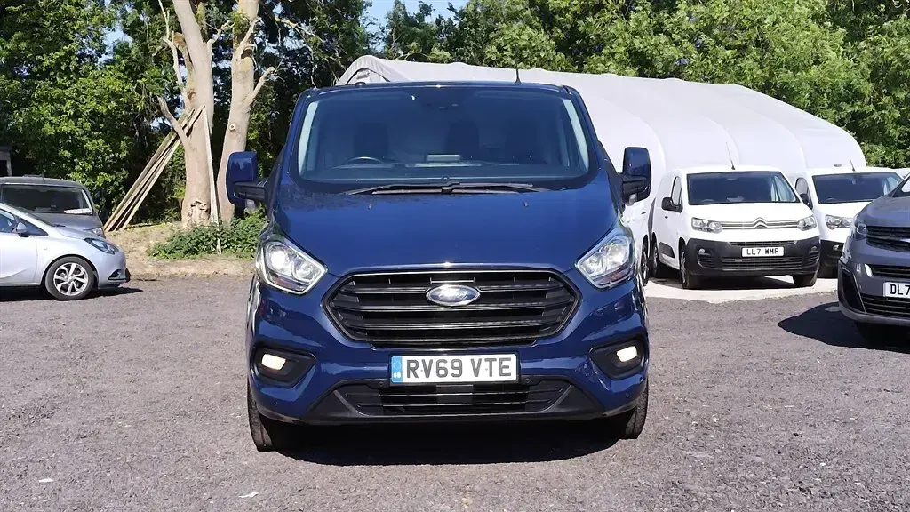 Used Ford Transit Custom Trend 130 HP (95 kW) 2019 Blue Van