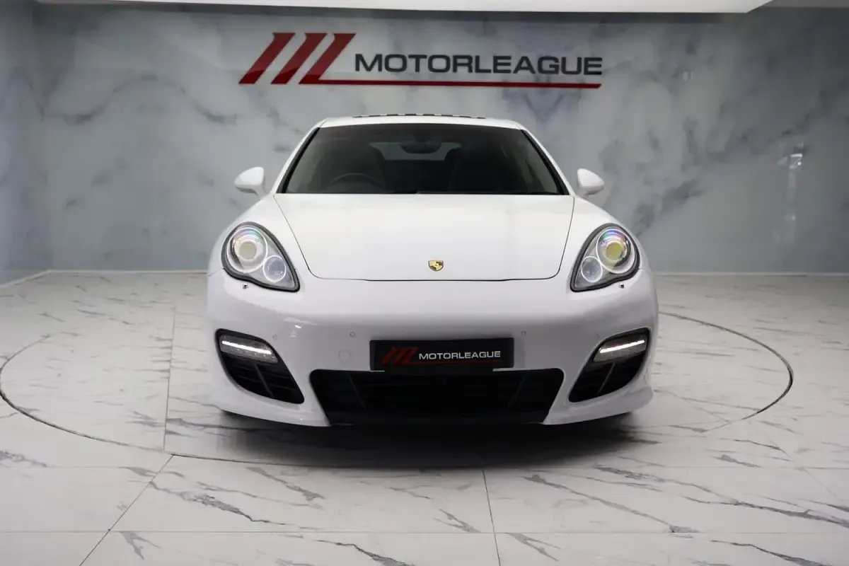 Used Porsche Panamera Platinum Edition 2013 White Hatchback