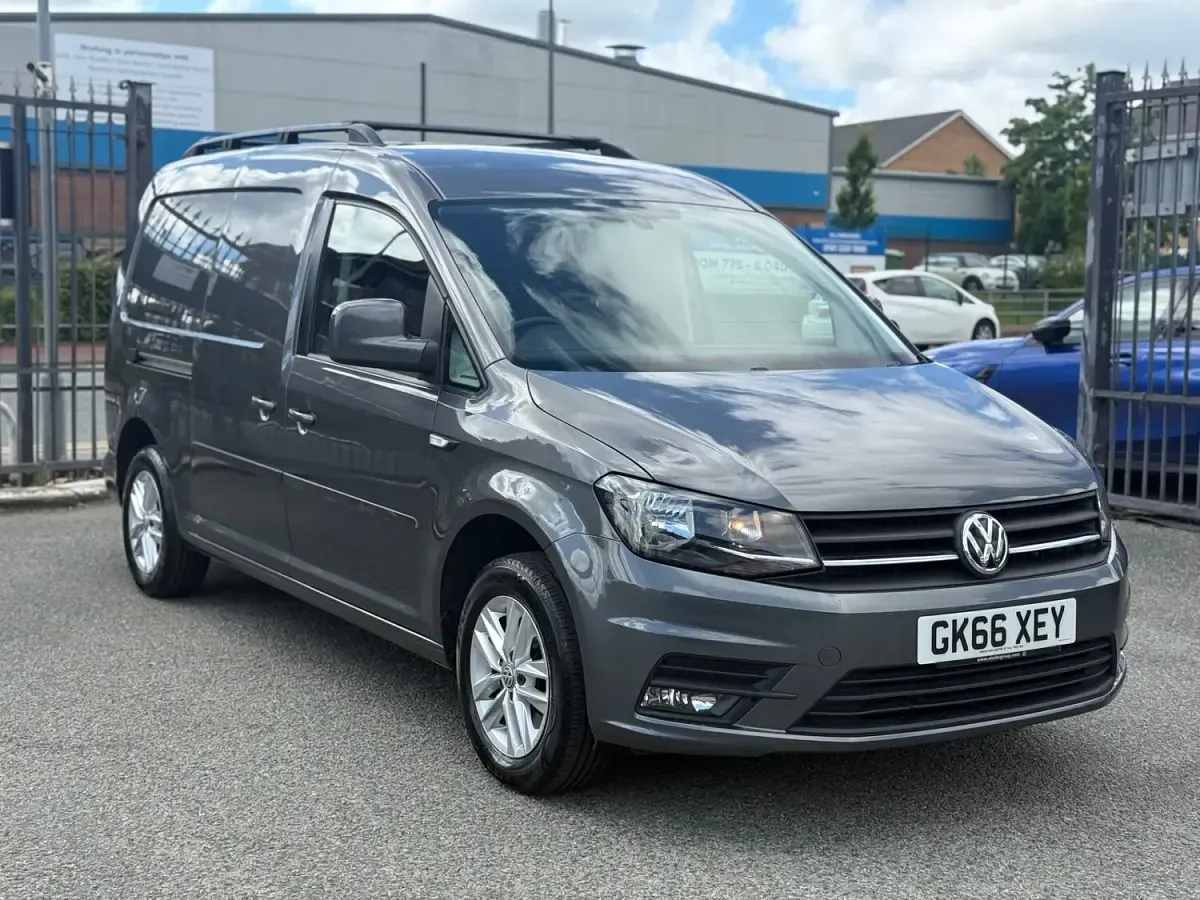 Used VW Caddy Highline 102 HP (75 kW) 2016 Grey MPV