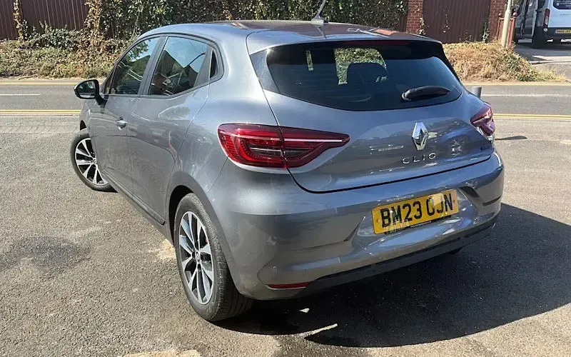 Used Renault Clio Evolution 145 HP (106 kW) 2023 Grey Hatchback