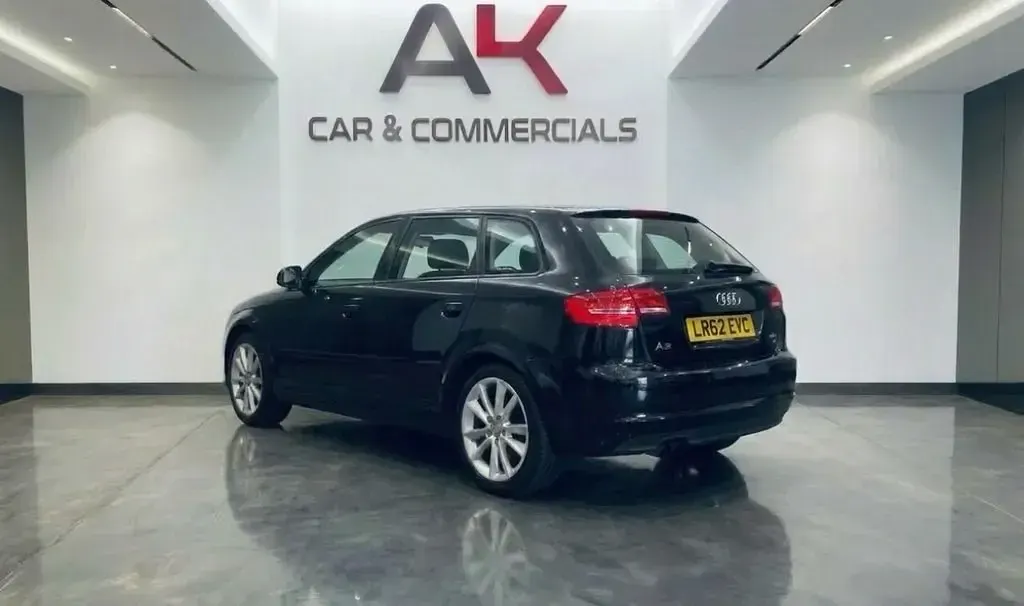 Używany Audi A3 Sport 2012 Czarny Hatchback